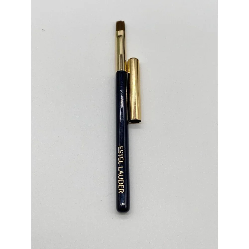 Estee Lauder Lip Brush 35 New Authentic